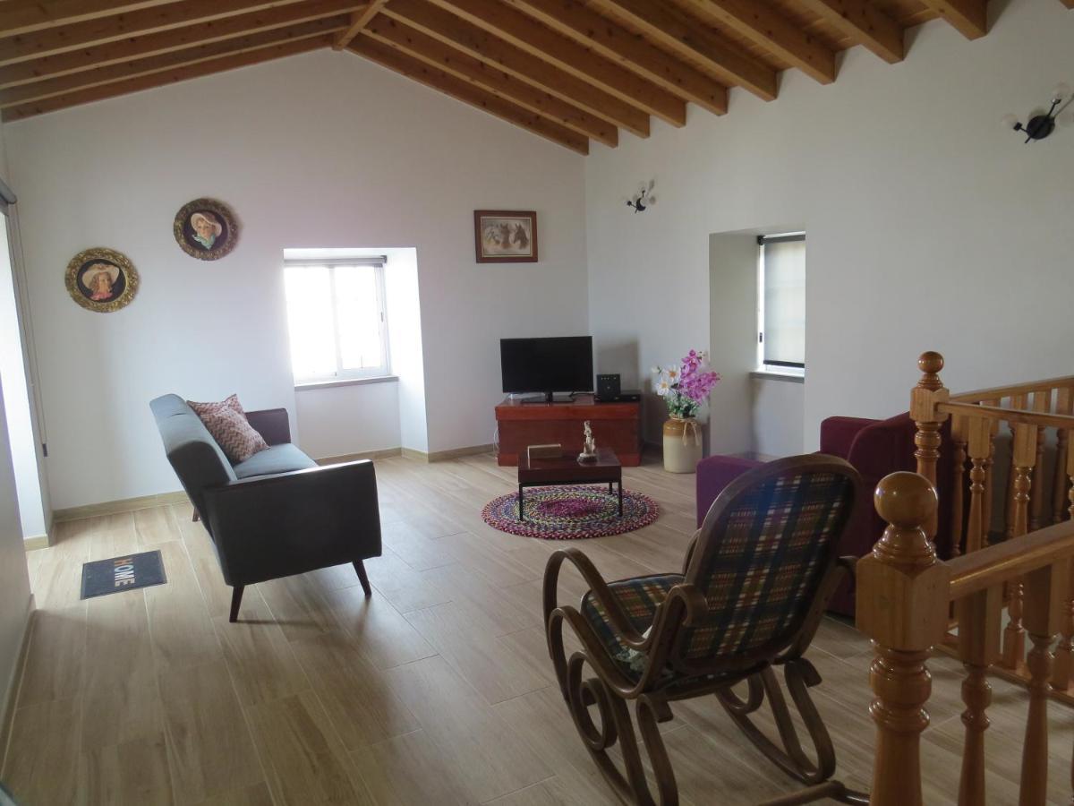 サンタ・クルス・ダス・フローレス Casa Da Travessaヴィラ エクステリア 写真